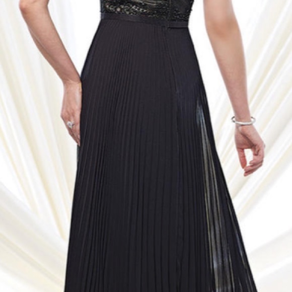 Montage by MonCheri fit and flare pleated gown - Picture 5 of 11